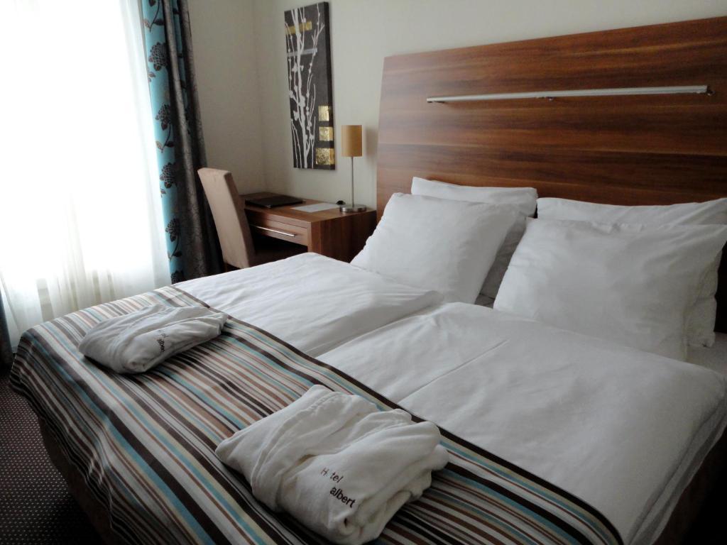 Albert Premier Hotel Bagnoles-de-l'Orne Room photo